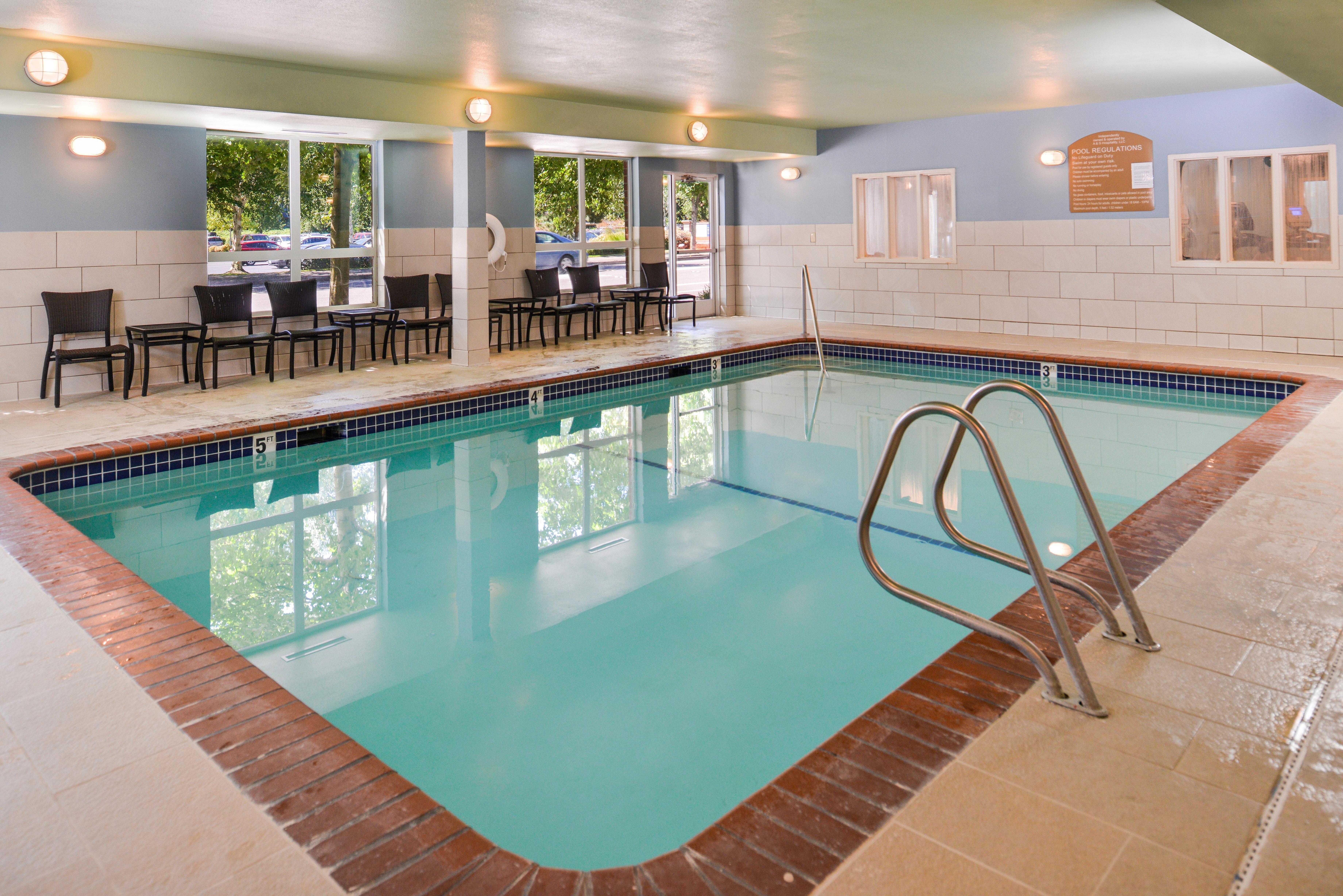 Holiday Inn Express & Suites Lacey - Olympia By Ihg Esterno foto