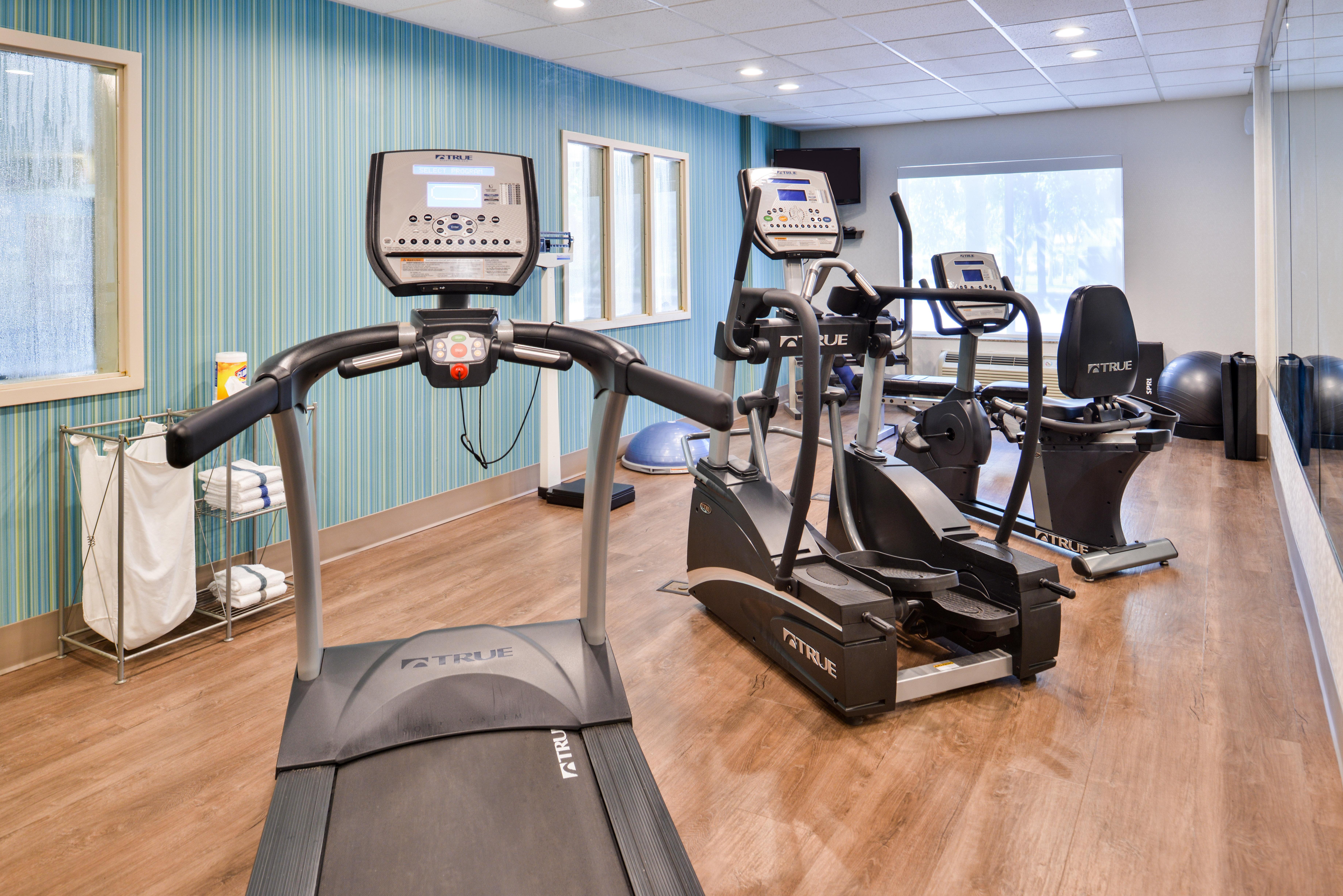 Holiday Inn Express & Suites Lacey - Olympia By Ihg Esterno foto