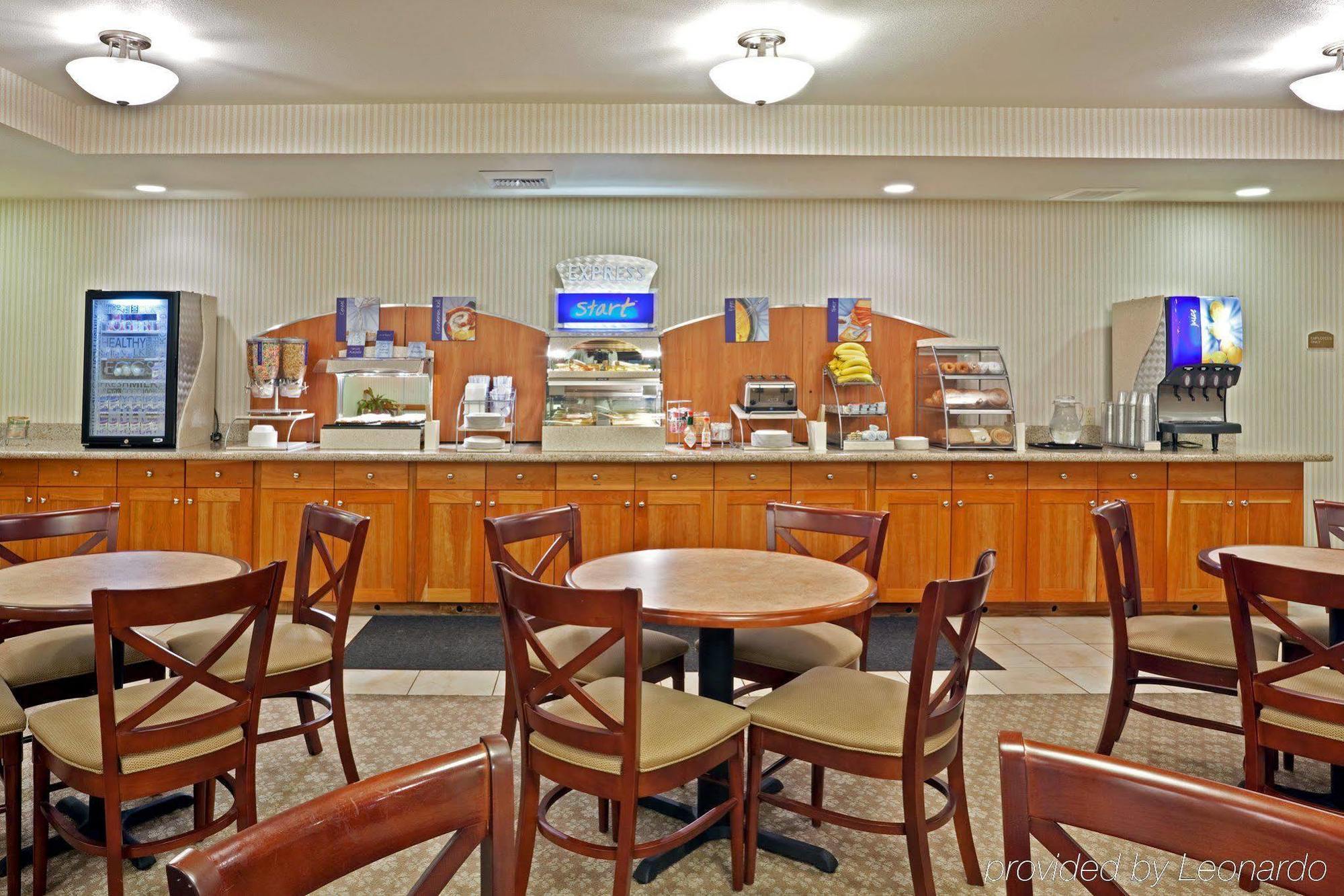 Holiday Inn Express & Suites Lacey - Olympia By Ihg Esterno foto