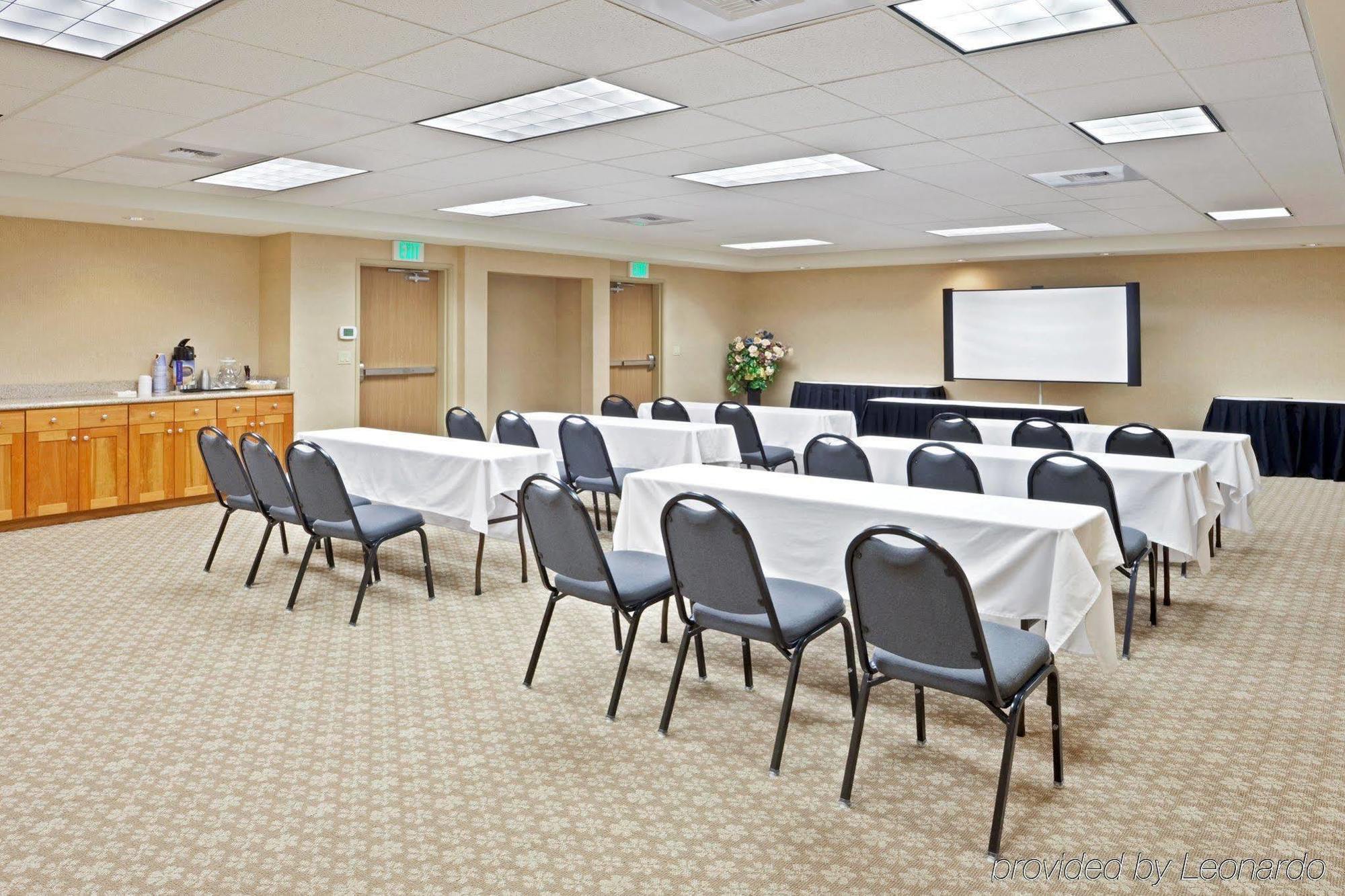 Holiday Inn Express & Suites Lacey - Olympia By Ihg Esterno foto
